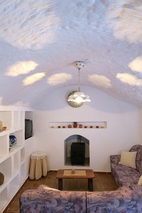 הוילה Gorafe Cueva Alcazar מראה חיצוני תמונה