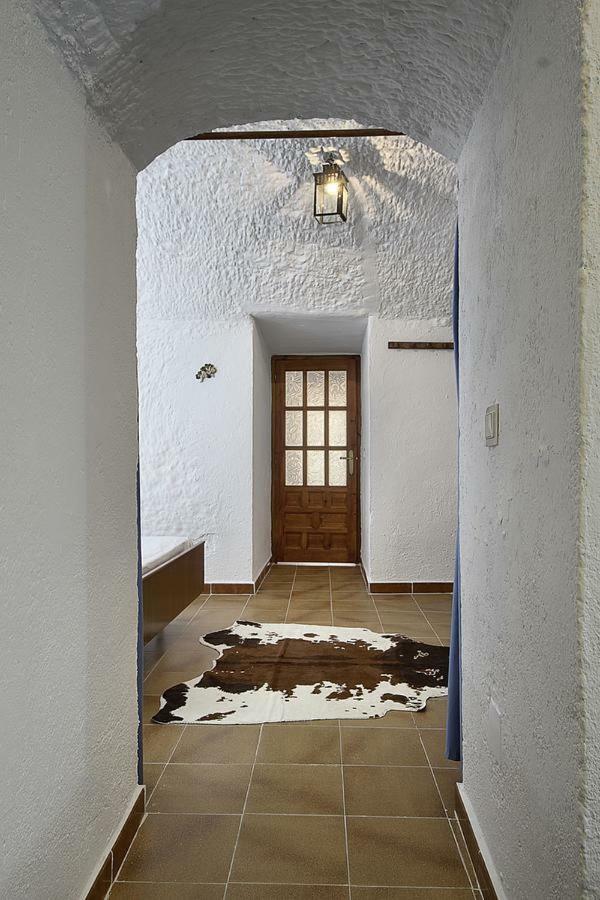 הוילה Gorafe Cueva Alcazar מראה חיצוני תמונה
